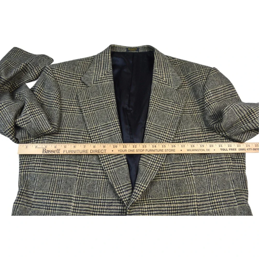Robert Graham elevate your